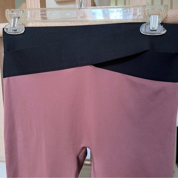 Le Ore Corso Crossover Leggings in Warm Earth Size Small - Picture 9 of 16